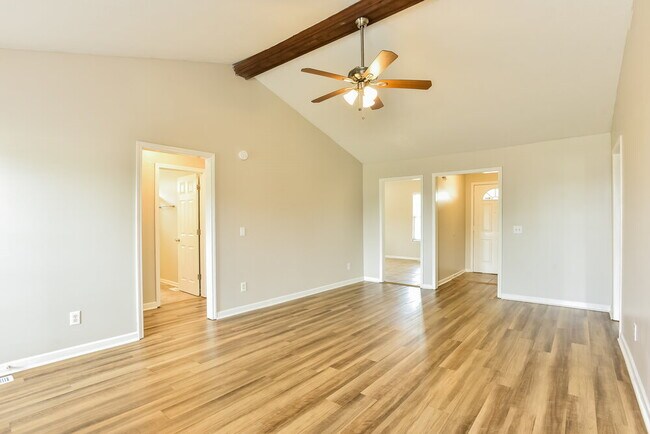 Building Photo - 209 Pin Oak Ct