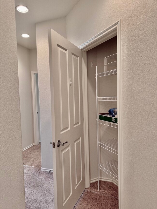 Building Photo - 13600 Breton Ridge St