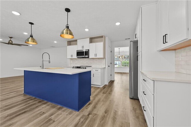 Building Photo - 3825 Tristan Way