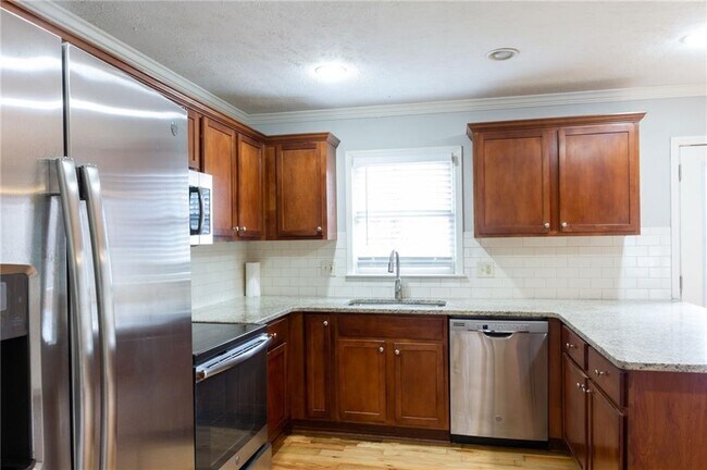 Building Photo - 3226 Hickory Bluff Dr