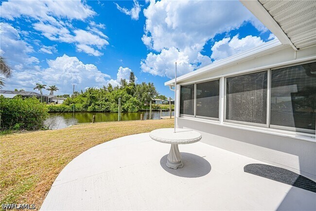 Building Photo - 27381 Voyageur Dr