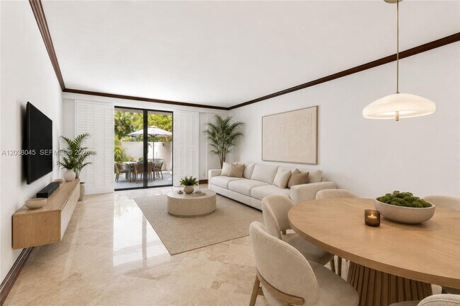 Building Photo - 251 Crandon Blvd