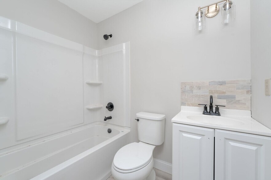 Building Photo - 7725 Timbercreek Ct