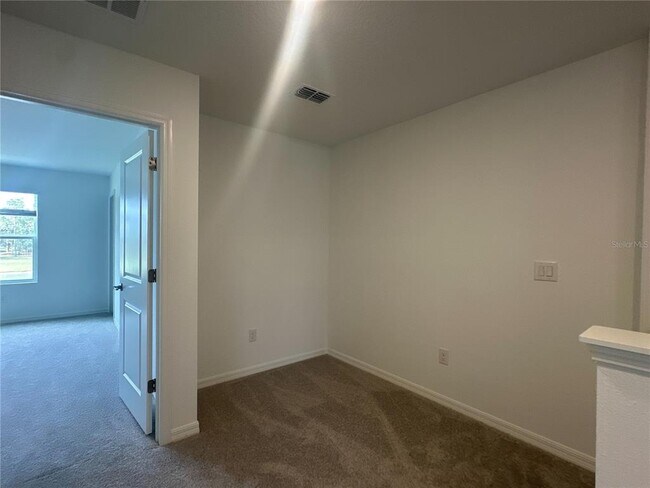 Building Photo - 2079 Hallier Cv
