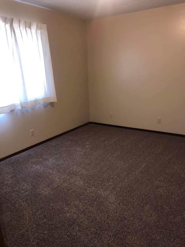 Building Photo - 1403 Hennessey St