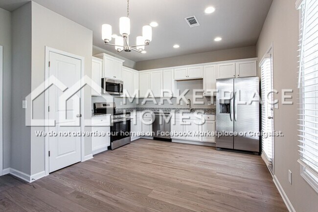 Building Photo - 268 W L Miller Dr
