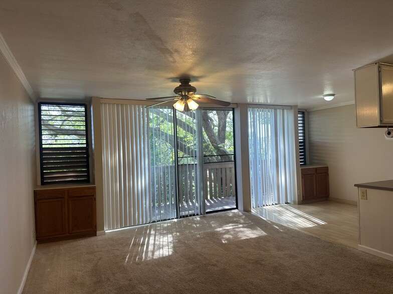 Building Photo - 84-707 Kiana Pl