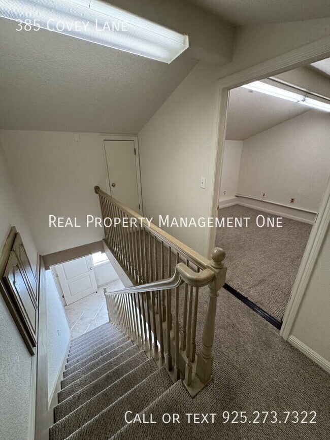 Building Photo - 385 Covey Ln