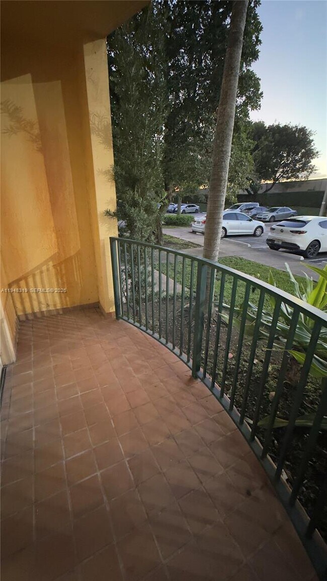 Building Photo - 7290 NW 114th Ave