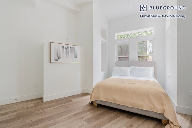 Building Photo - 1321 Rhode Island Ave NW