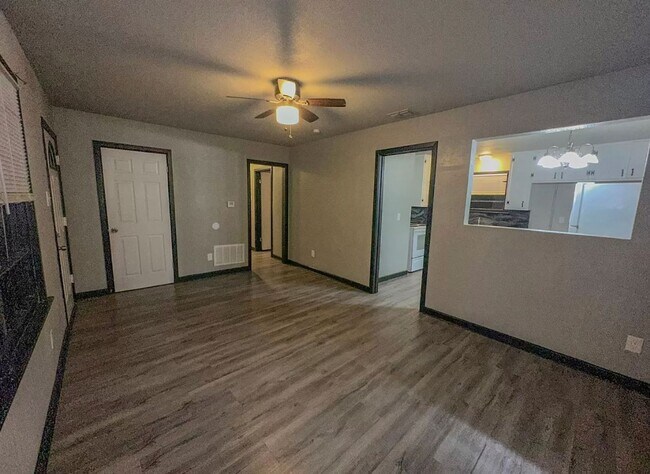 Building Photo - Cozy 4 Bedroom in Northeast Lubbock