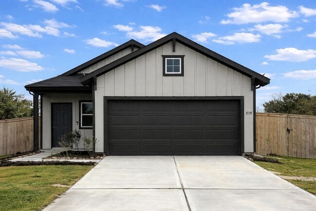 Building Photo - 519 Louis Ln