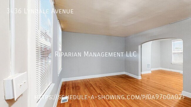 Building Photo - Fully Renovated & Fenced Backyard!