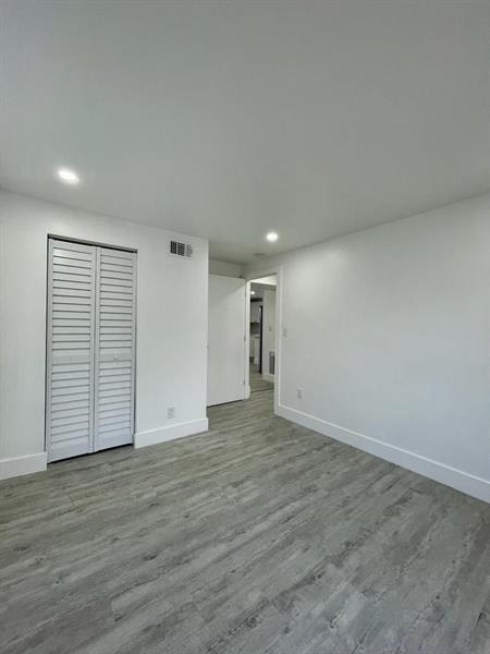 Building Photo - 1033 NW 3rd Ave