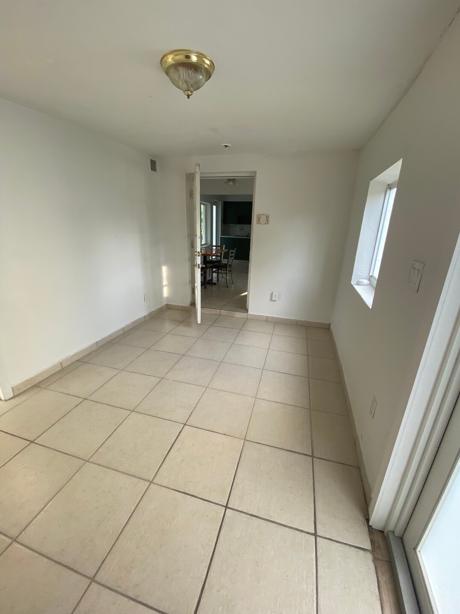 Building Photo - 1375 NW 84th Ter