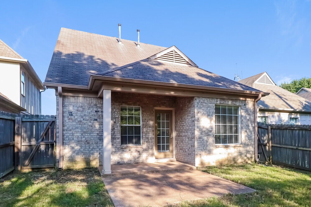 Building Photo - 1033 Cordova Ridge Pl