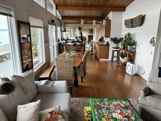 Building Photo - 27571 Sandy Shores Dr SW