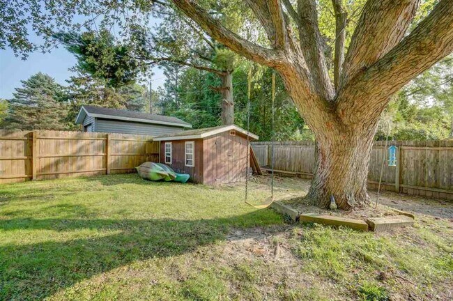 Building Photo - 5519 Leanne Ln