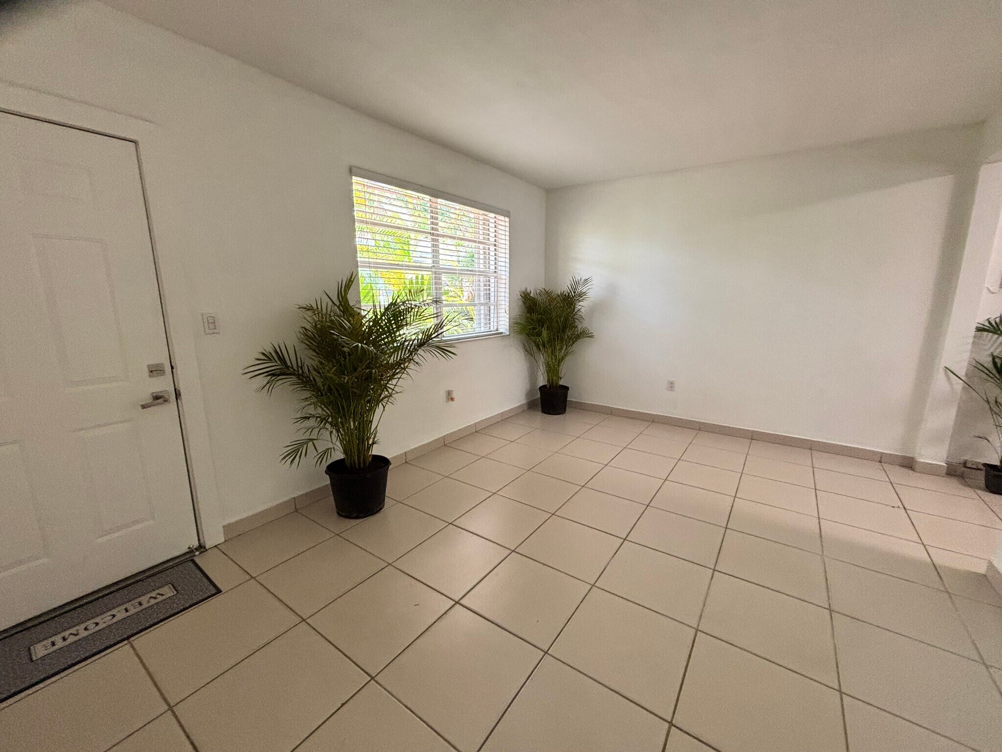 Building Photo - 2980 SW 25th St