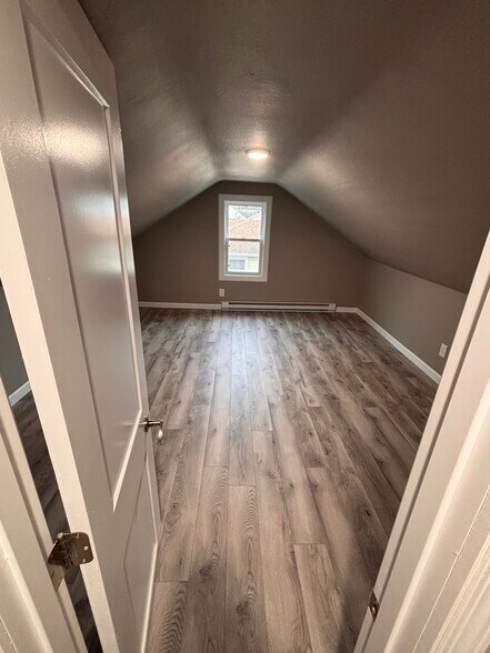 Building Photo - 611 W Randolph St