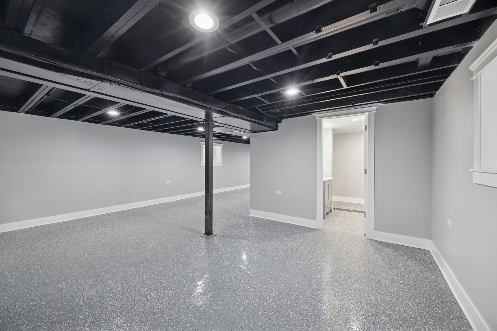 Building Photo - 3141 Harvey Ave