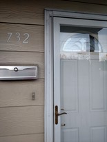 Building Photo - 732 Archbald St