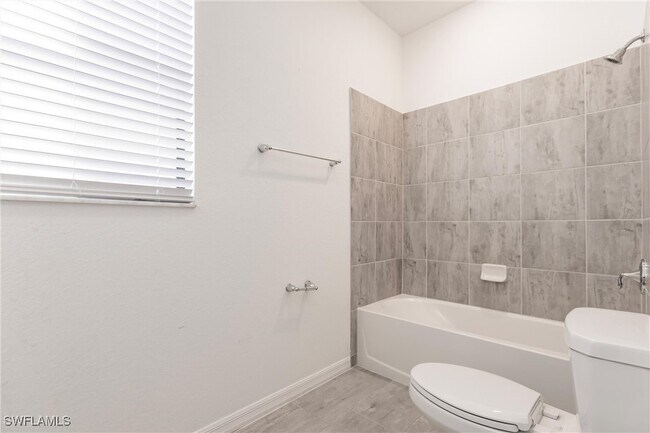 Building Photo - 14599 Cantabria Dr