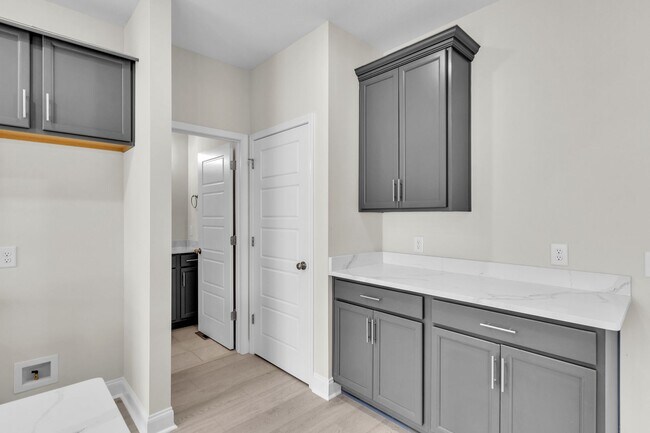 Building Photo - New Construction Ruby Floor Plan Near Exit 4