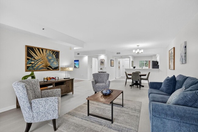 Building Photo - 12547 Imperial Isle Dr