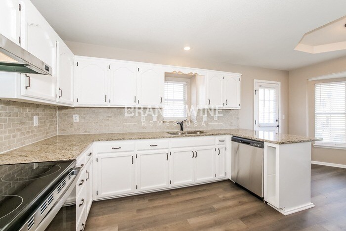 Building Photo - 3408 S Shrank Ct