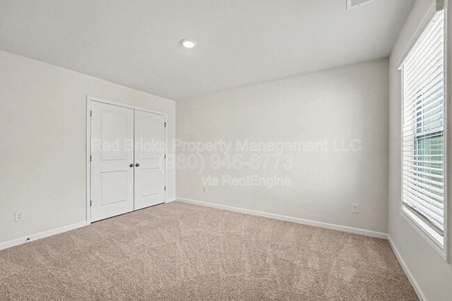 Building Photo - 4178 Steel Wy