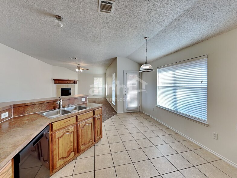 Building Photo - 777 Eldorado Dr