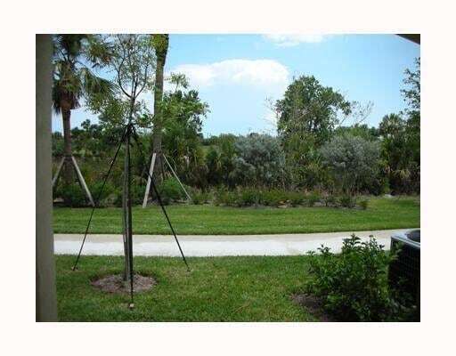 Building Photo - 2928 Hidden Hills Rd