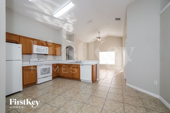 Building Photo - 1122 Liberty Hall Dr