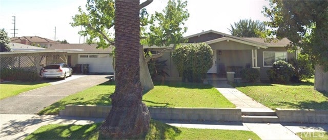 Building Photo - 9556 E Live Oak Ave