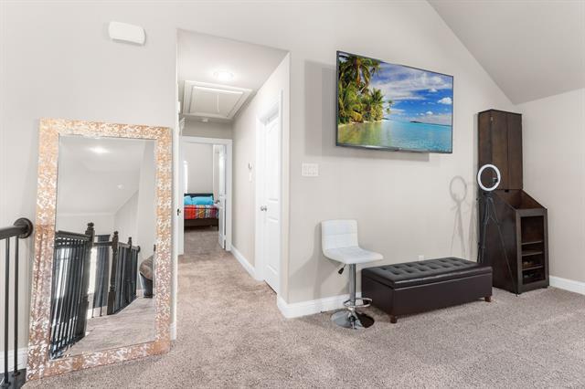 Building Photo - 106 Spanish Bluebell Dr