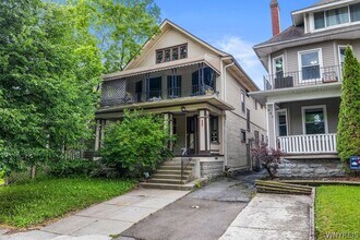Building Photo - 845 Potomac Ave