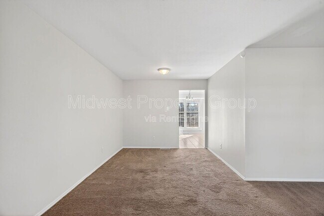 Building Photo - 3644 Vago Ln