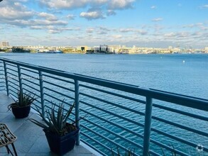 Building Photo - 335 S Biscayne Blvd