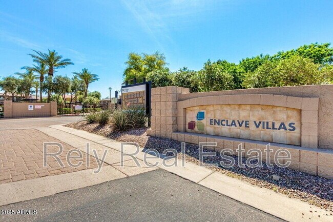 Building Photo - 1225 N 36th St