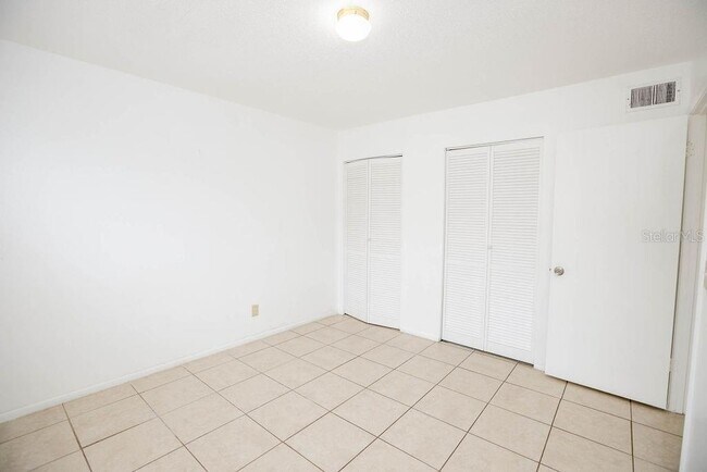 Building Photo - 740 Michigan Ct