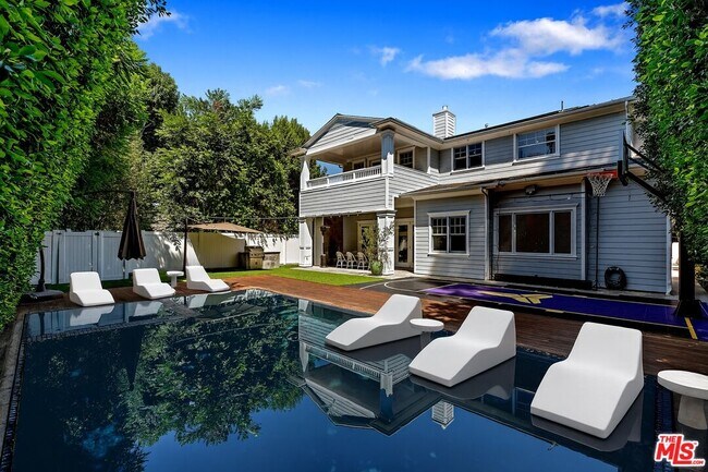 Primary Photo - 4135 Dixie Canyon Ave