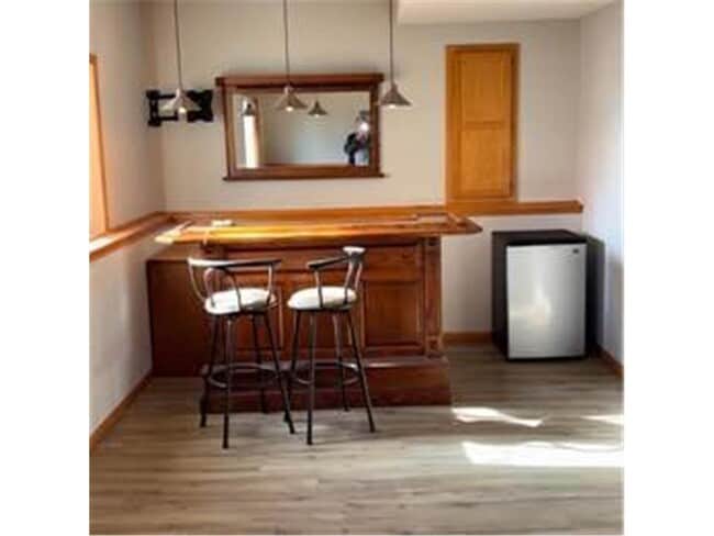 Building Photo - 515 1st St N