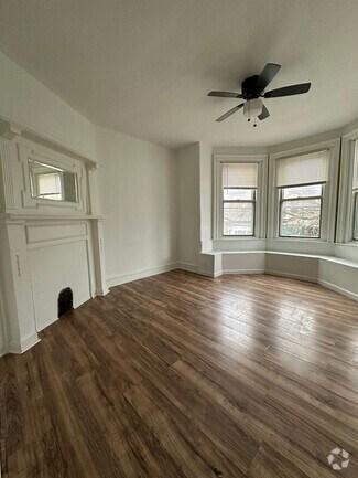 Building Photo - 3 Bedroom Single Family Home