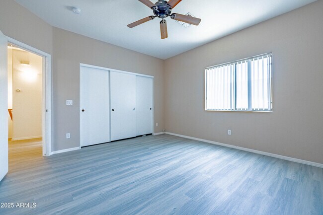 Building Photo - 2723 E Schiliro Cir