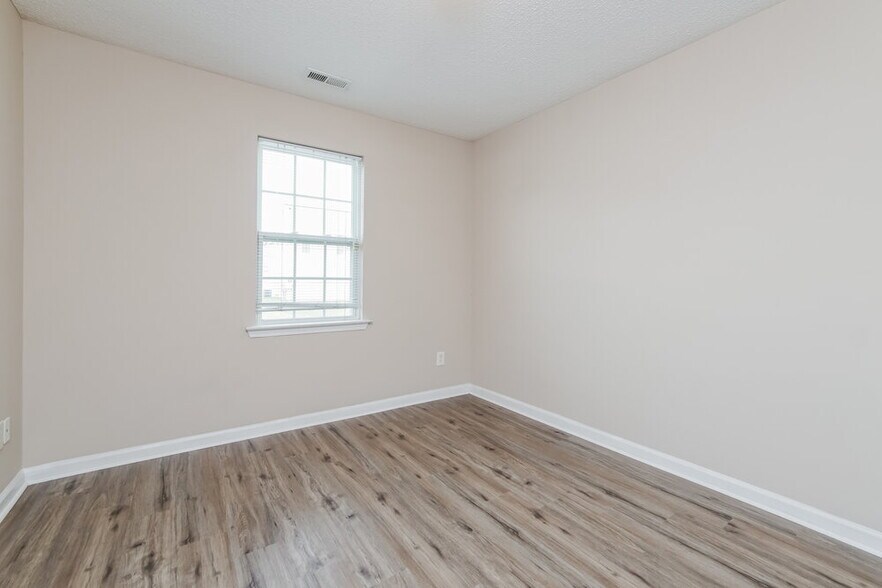 Building Photo - 7032 Paint Rock Ln