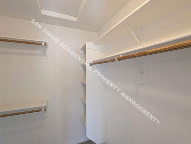 Building Photo - Beautiful San Moritz Townhome - Available ...