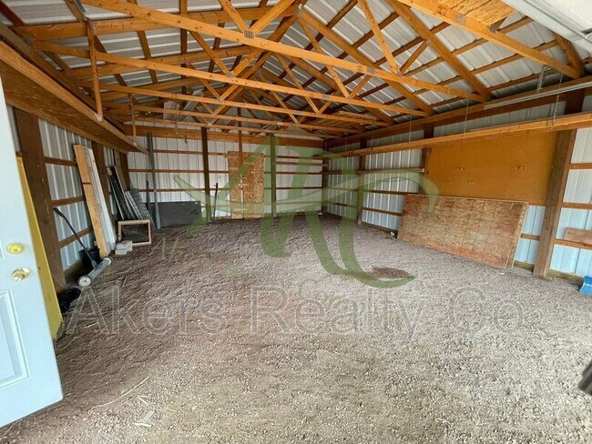 Building Photo - 965 N Cimarron Dr