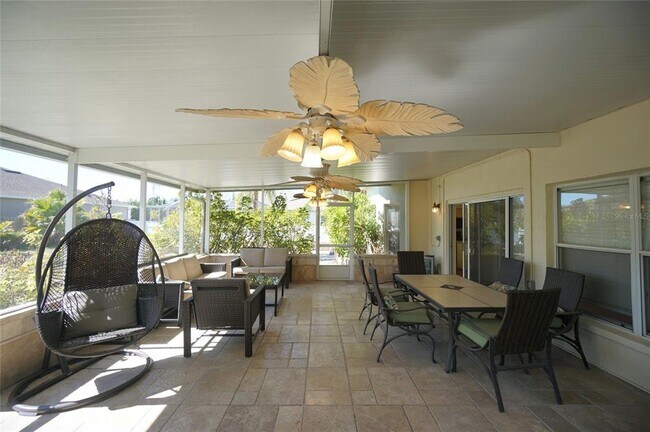 Building Photo - 10905 Capstan Lake Dr