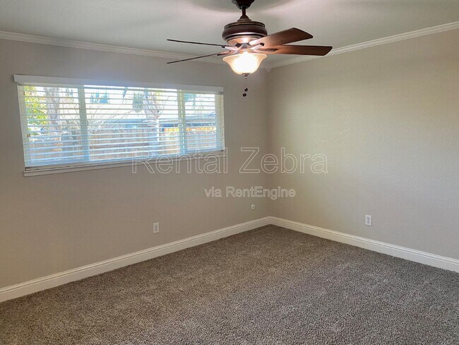 Building Photo - 1216 Rose Ave